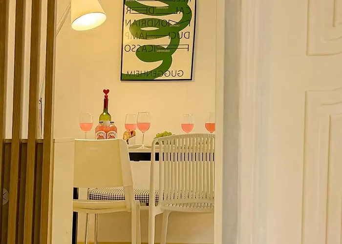 Casa vacanze Mid-century Style - Near Kspo Dome, Flat Walk, Family & Group, Up To 6 Guests, Jamsil, Lotte World, Free Luggage Storage *