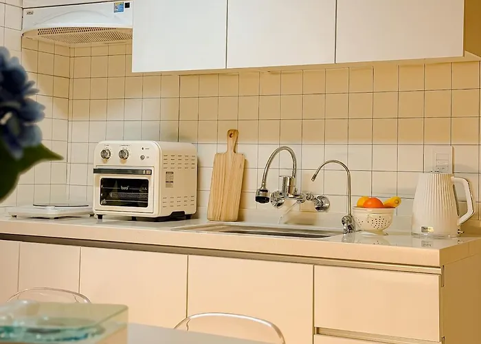 Mid-century Style - Near Kspo Dome, Flat Walk, Family & Group, Up To 6 Guests, Jamsil, Lotte World, Free Luggage Storage *